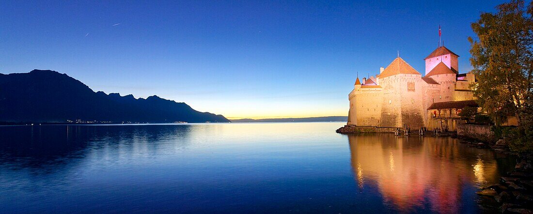 Schweiz, Kanton Waadt, Genfersee, Veytaux, Schloss Chillon im Süden von Montreux