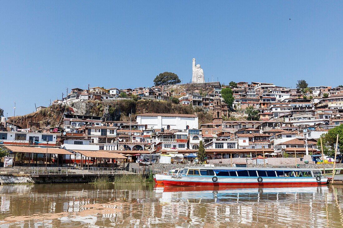 Mexico, Michoacan state, Patzcuaro, Janitzio island village