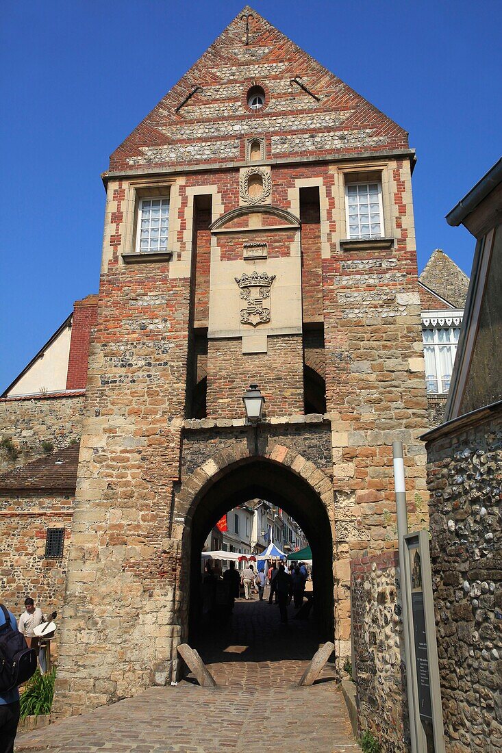 France, Somme, Saint Valery en Somme, the Nevers Gate of the medieval city of St Valery in Somme