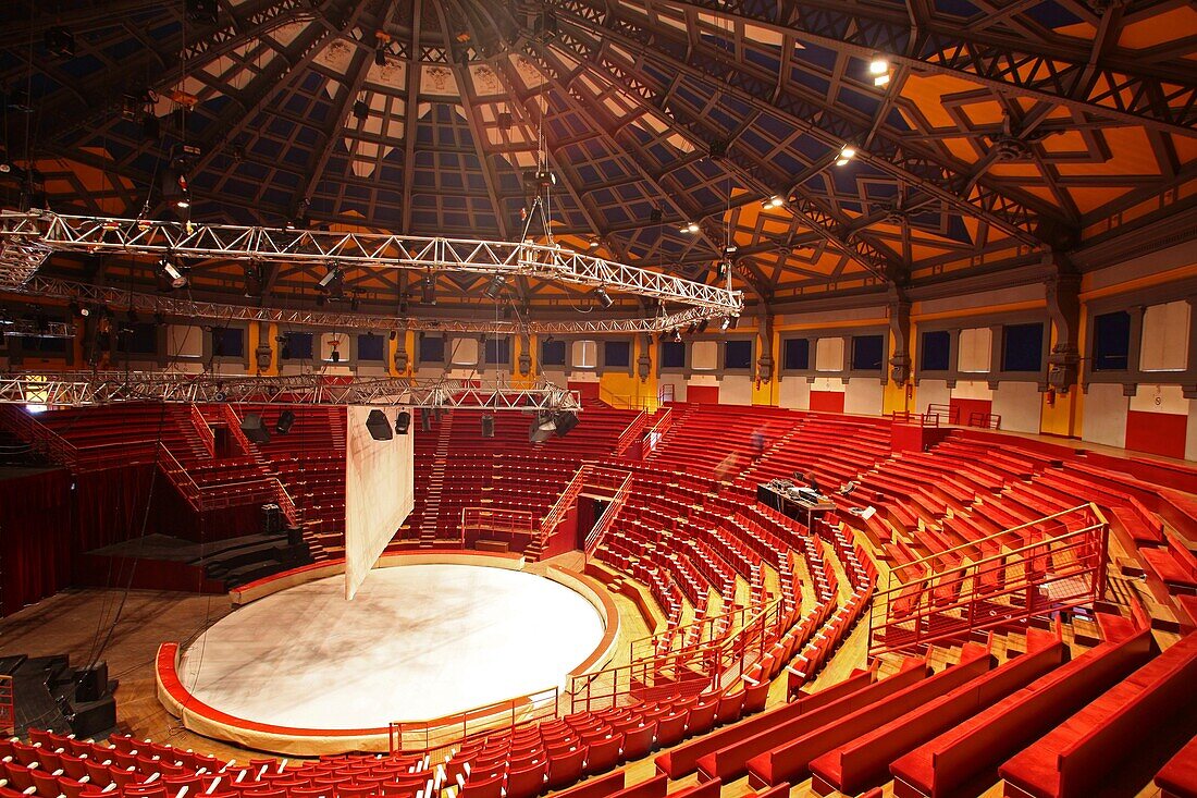 France, Somme, Amiens, Interior of the Jules Verne Circus in Amiens