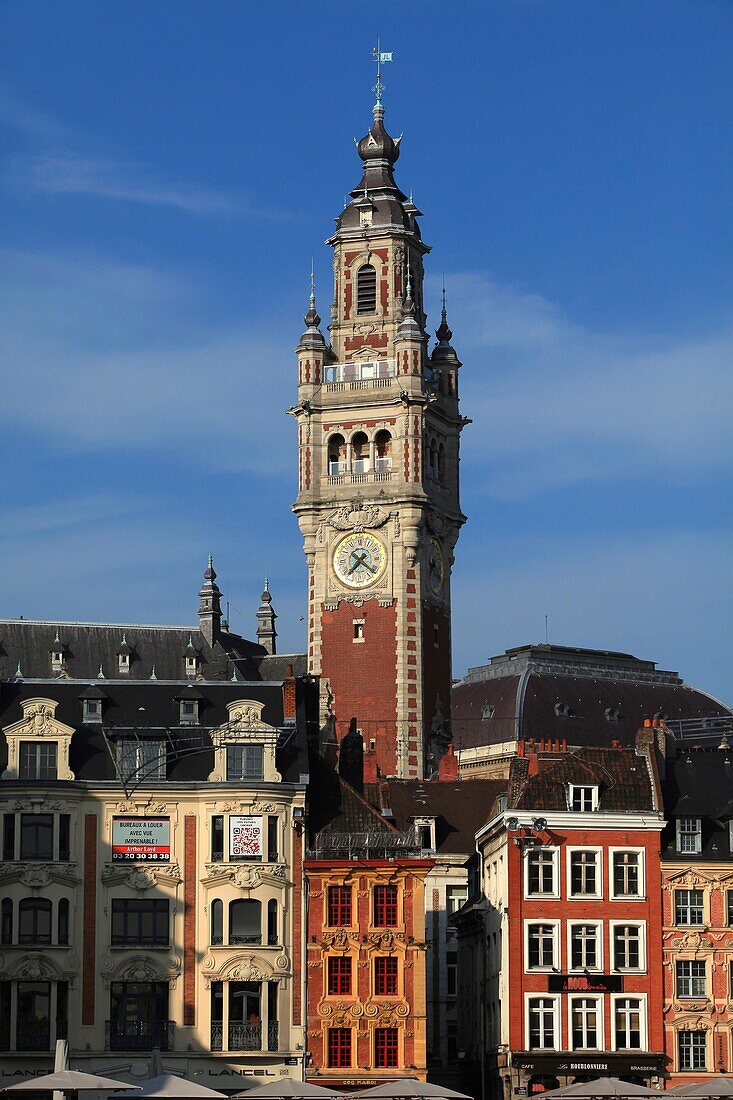 Frankreich, Nord, Lille, Grand Place von Lille, Der Glockenturm der Handelskammer von Lille