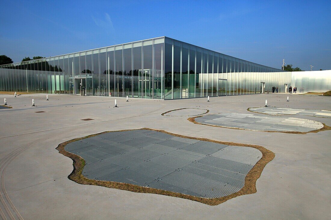 France, Pas de Calais, Lens, Louvre Lens Museum created by the Japanese architecture agency SANAA and architects Celia Imrey and Tim Culbert, foyer, exterior view