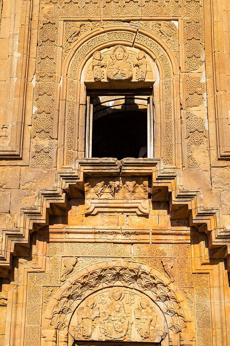 Armenien, Region Vayots Dzor, Umgebung von Yeghegnadzor, Amaghou-Tal, Kloster Noravank, Kirche Surb Astvatsatsin (Heilige Mutter Gottes), 14.