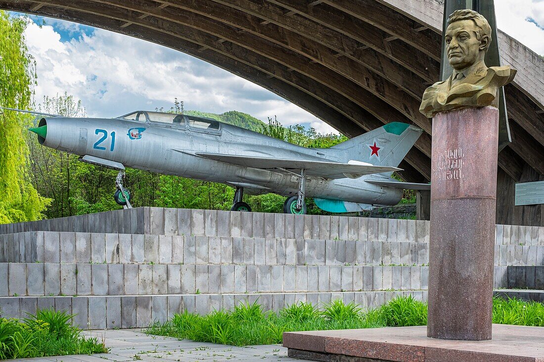 Armenien, Region Lorri, Debed-Tal, Umgebung von Alaverdi, Dorf Sanahin, Museum der Gebrüder Mikojan, von denen einer der Konstrukteur des berühmten Kampfflugzeugs MIG 21 war