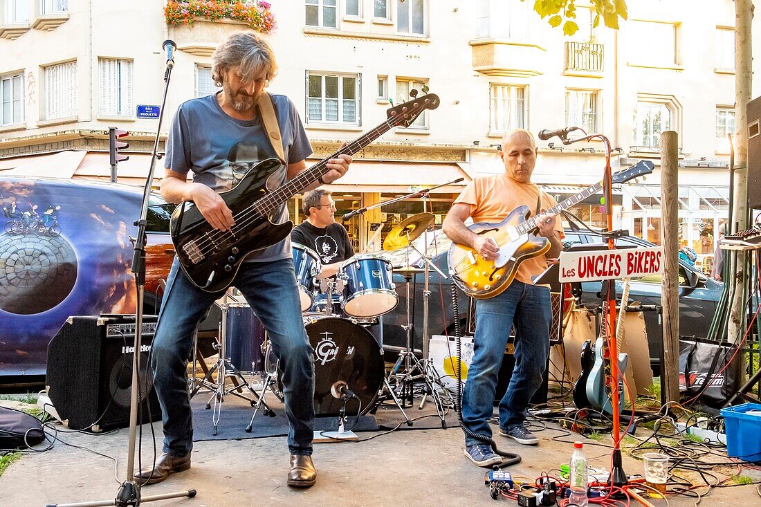 Frankreich, Paris, Fete de la Musique (Tag der Musik), Rockband