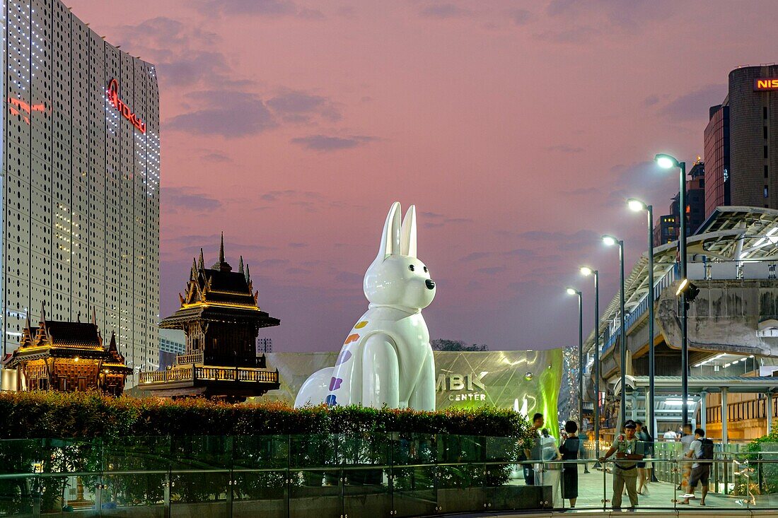 Thailand, Bangkok, Siam-Platz, MBK-Einkaufszentrum, Maja und Makrub, Khun Lolay Künstler-Matrizen