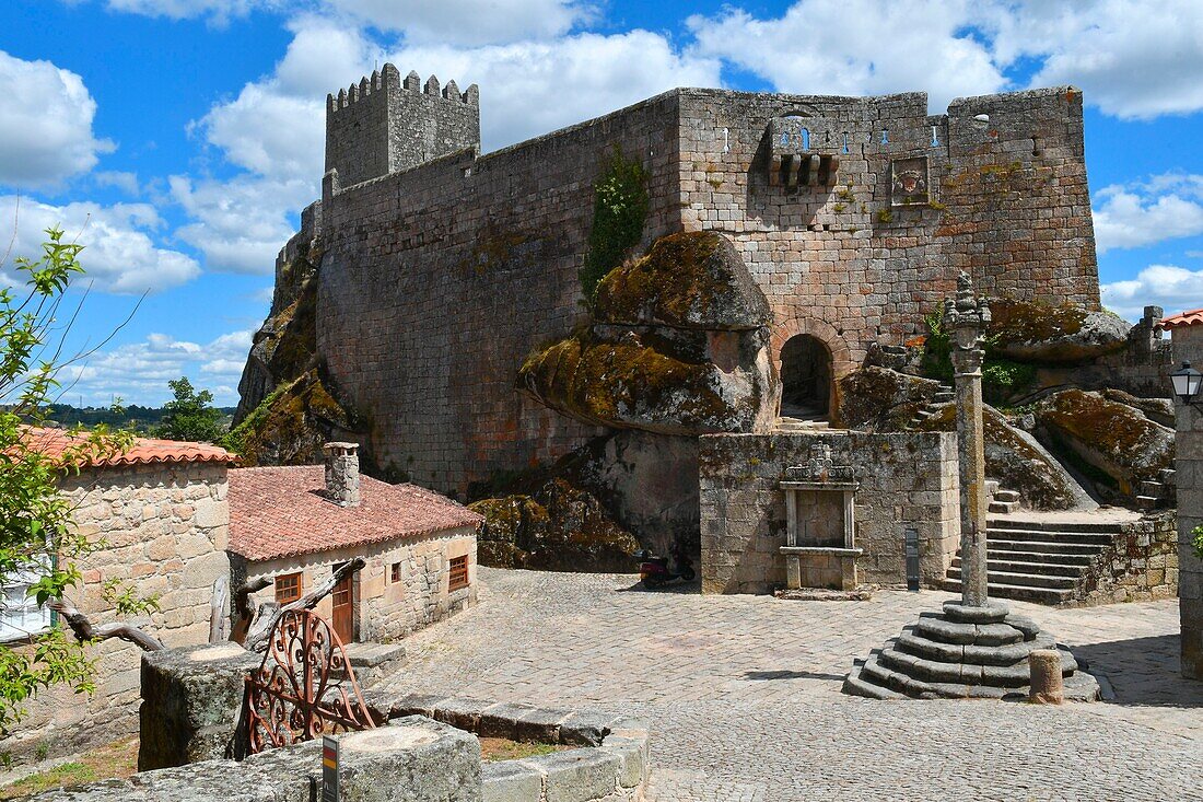 Portugal, center region, castle of medieval village of Sortelha in Serra da Estrela natural parc