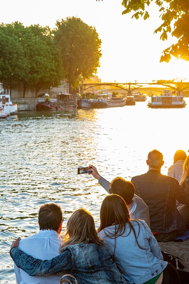 Frankreich, Paris, von der UNESCO zum Weltkulturerbe erklärtes Gebiet, Ile de la Cite, am Quai des Orfevres