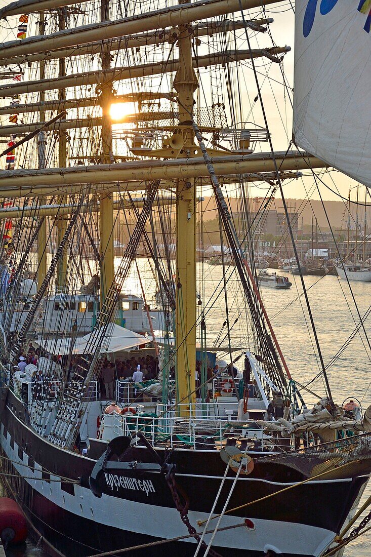 France, Seine Maritime (76), Rouen, Armada 2019 , crowds of tourists visiting the old rigging on the banks of the Seine