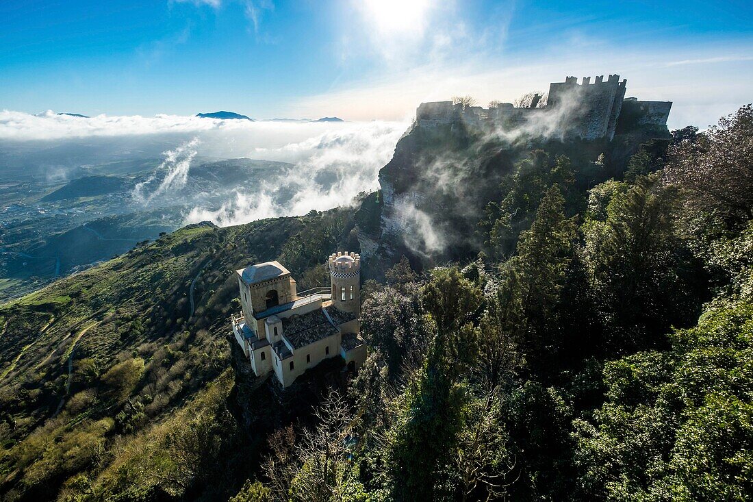 Italy, Sicily, Erice, fortified medieval city above Trapani, Torretta Pepoli and Castello di Venere, norman fortress from 12th century