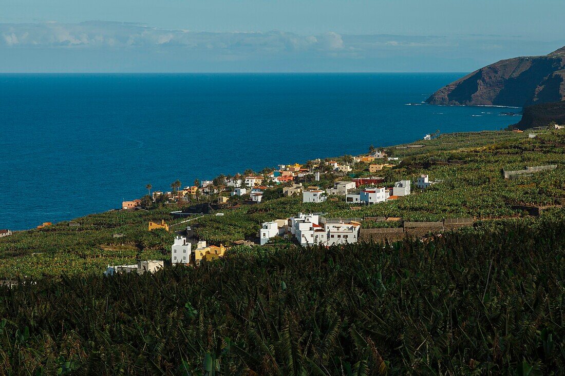 Spain, Canary Islands, La Palma, view of a rocky and volcanic coastline under a tropical and oceanic climate