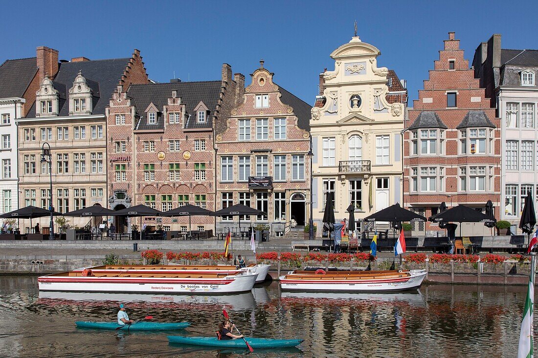 Belgium, East Flanders, Ghent, Korenlei (Quai au Blé), along the river Lys, tourist boats and old houses of baroque and classical style