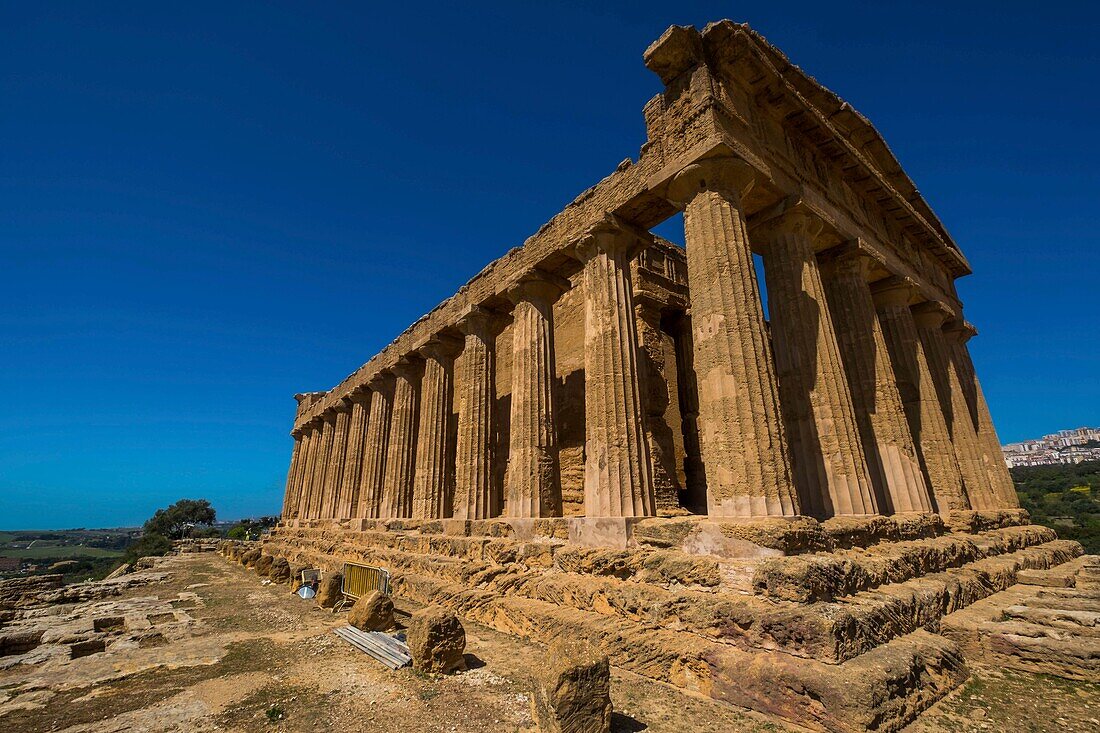 Italien, Sizilien, Agrigente, archäologischer Park des Tals der Tempel, von der UNESCO als Weltkulturerbe anerkannt, Tempel der Konkordie