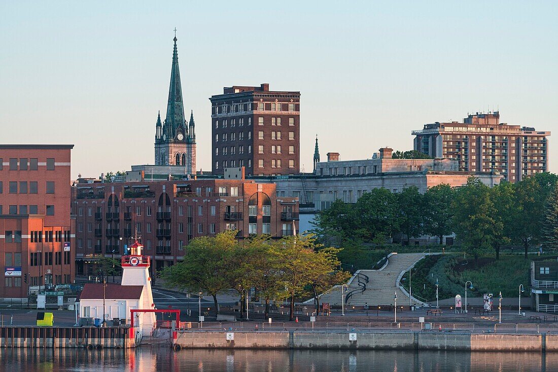 Canada, Quebec, Trois-Rivières, the city at dawn, on the banks of the St. Lawrence River