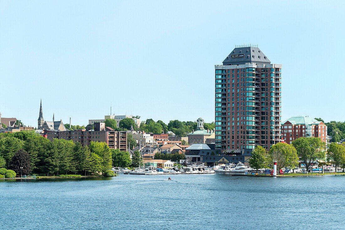 Canada, Ontario, Brockville on the St. Lawrence River, harbor