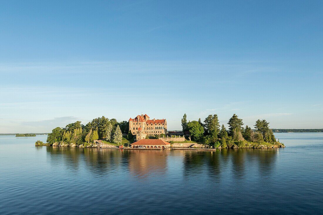 United States, New York State, Chippewa Bay, the island and the Singer family castle on the St. Lawrence River in the Thousand Islands