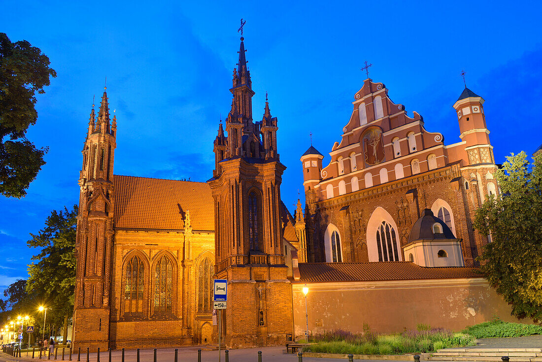 Saint Anne's Church and the Church of St. Francis and St. Bernard, UNESCO World Heritage Site, Vilnius, Lithuania, Europe