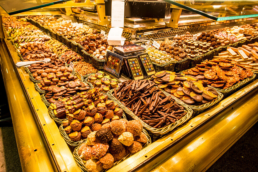 Biscuits and confectionery for sale at the Mercat de Sant Josep de la Boqueria, Barcelona's most famous market, Barcelona, Catalonia, Spain, Europe