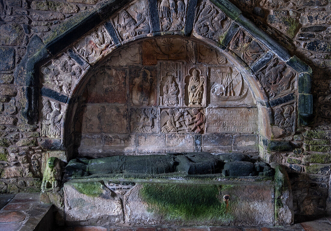 Alexander MacLeods Grabmal in der St. Clements Church, Rodel, Isle of Harris, Äußere Hebriden, Schottland, Vereinigtes Königreich, Europa