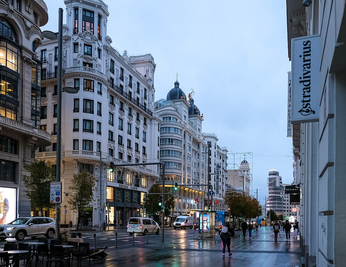 Urban landscape of Gran VA?a, sometimes referred to as the Spanish Broadway, one of the city's most important shopping areas, with  hotels and cinemas, Madrid, Spain, Europe