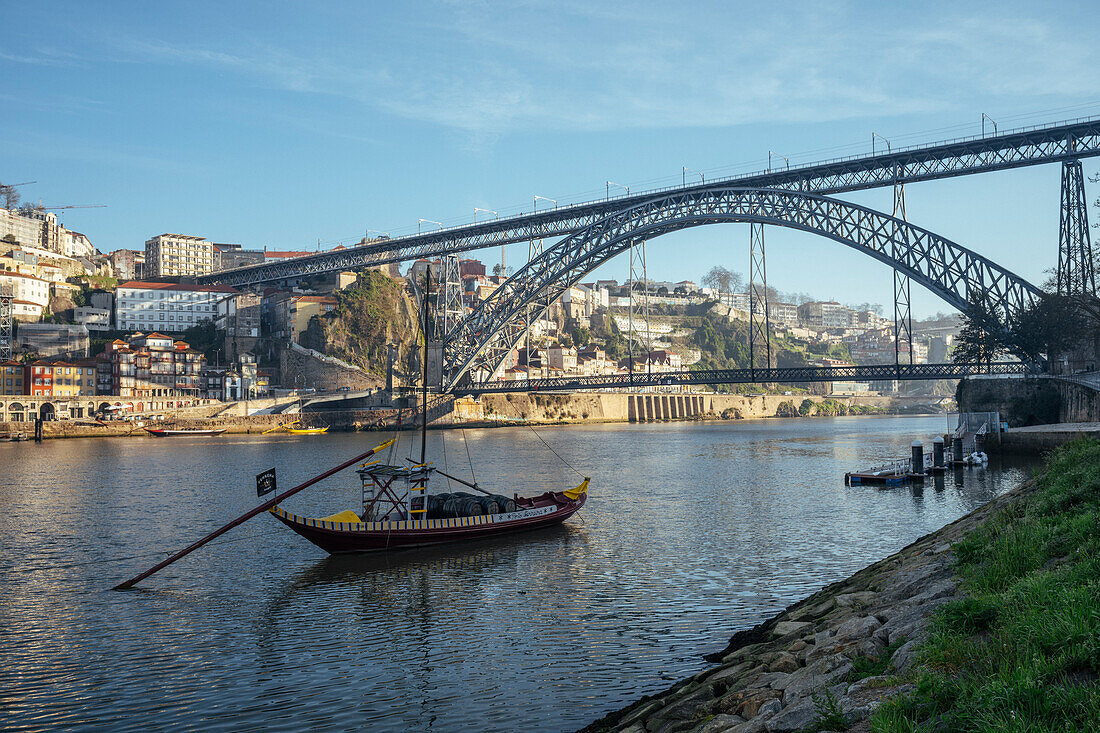 Brücke Ponte Dom Luis I und der Fluss Douro, UNESCO-Welterbe, Porto, Bezirk Porto, Norte, Portugal, Europa