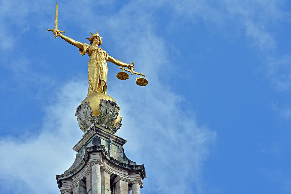 Statue of Justice, Old Bailey, Zentraler Strafgerichtshof, London, England, Vereinigtes Königreich, Europa