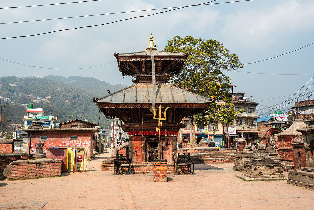 Shiva-Tempel mit Dreizack, Sankhu, Nepal, Asien