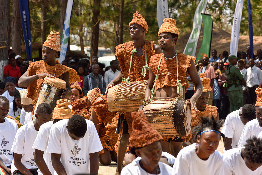 Ukusefya pa Ng'wena, eine traditionelle Zeremonie, die jedes Jahr im August von den Bemba abgehalten wird, um von ihrer Reise von Angola nach Sambia zu berichten, Bemba-Volk von Paramount Chief Chitimukulu, Kasama, Sambia, Afrika