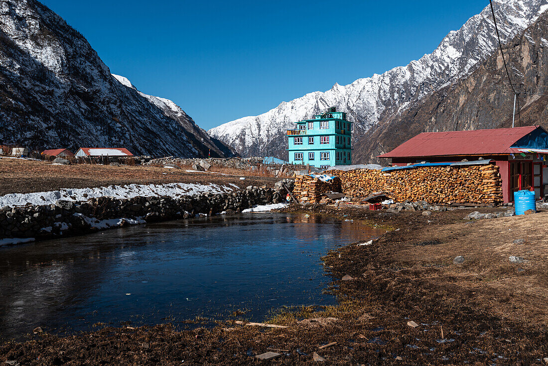 Häuser und Hütten des Dorfes Lang Tang, Lang Tang Trek, Himalaya, Nepal, Asien