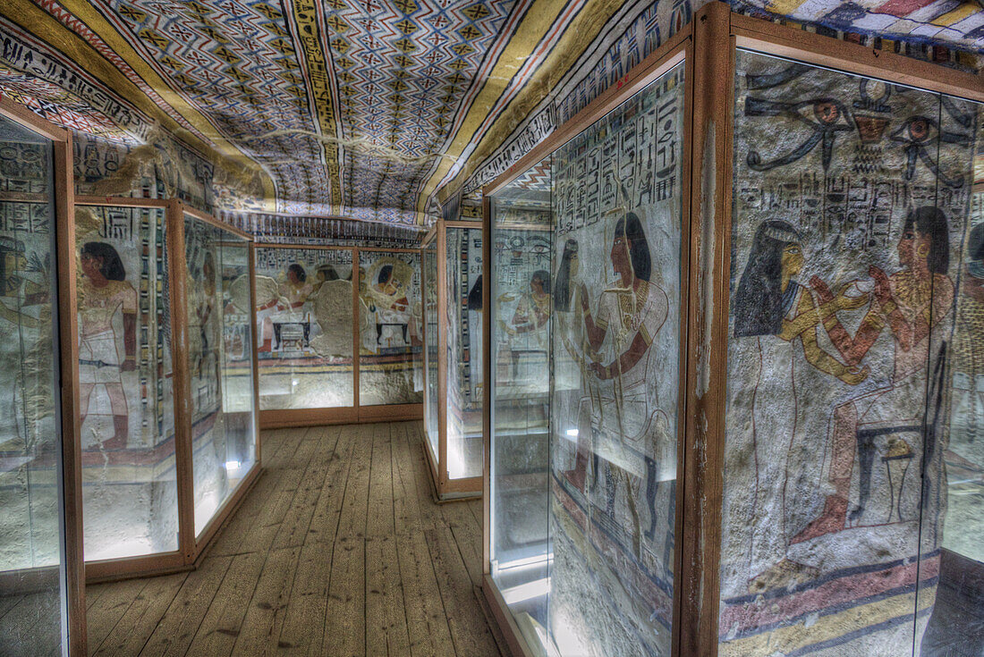 The Burial Chamber, Tomb of Sennefer, TT96, Tombs of the Nobles, Ancient Thebes, UNESCO World Heritage Site, Luxor, Egypt, North Africa, Africa