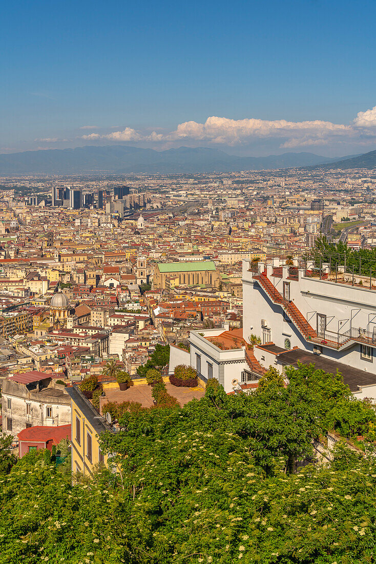 Blick vom Castel Sant'Elmo auf die Skyline von Neapel, Neapel, Kampanien, Italien, Europa