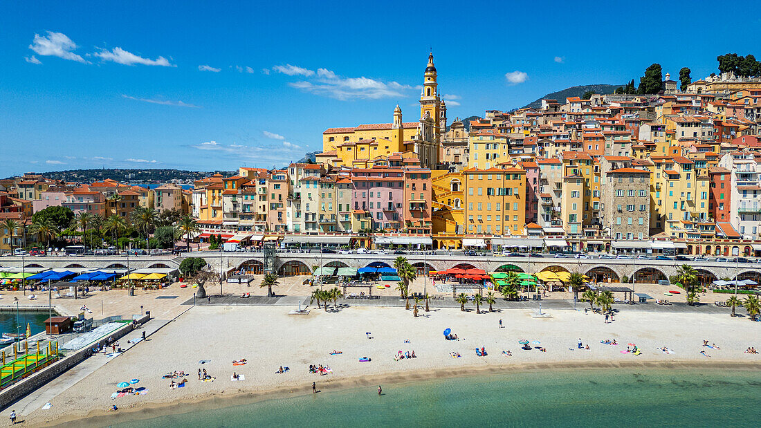 Luftaufnahme der Küstenstadt Menton, Alpes Maritimes, Provence-Alpes-Côte d'Azur, Côte d'Azur, Frankreich, Europa