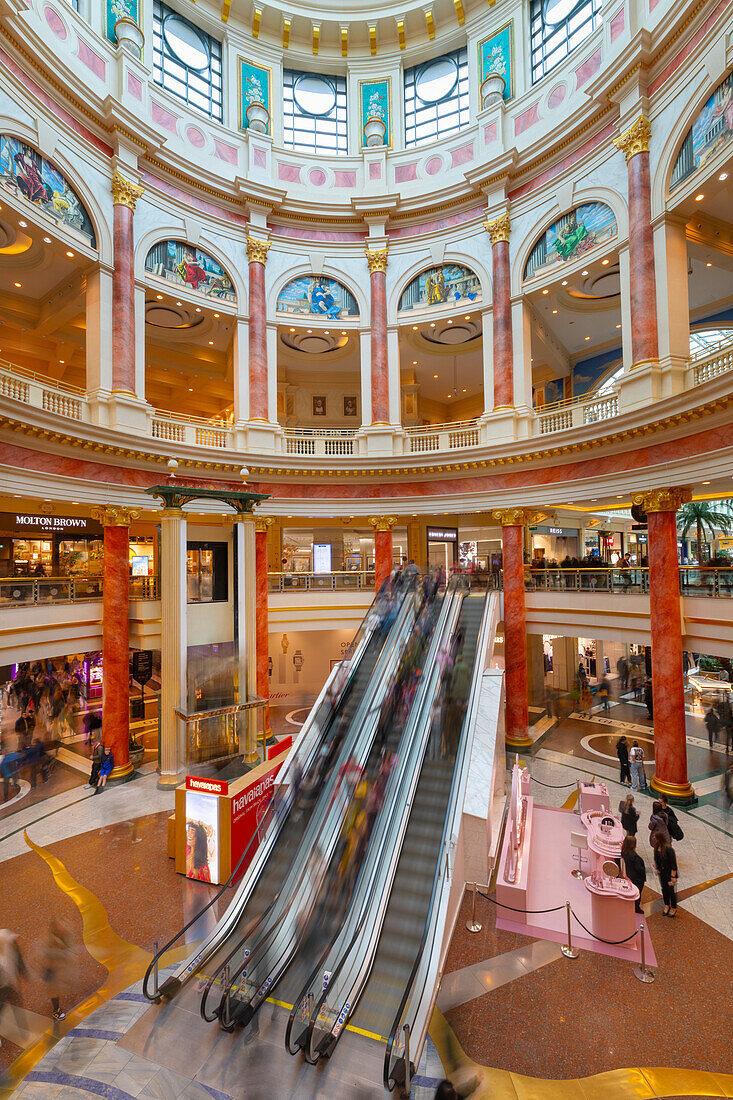 Trafford Centre, Indoor shopping mall, escalators, Greater Manchester, England, United Kingdom, Europe