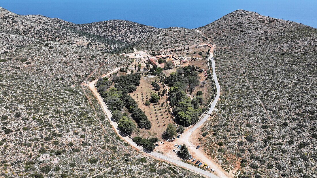 Luftaufnahme des Klosters Gouverneto auf der Halbinsel Akrotiri bei Chania, Kreta, Griechische Inseln, Griechenland, Europa