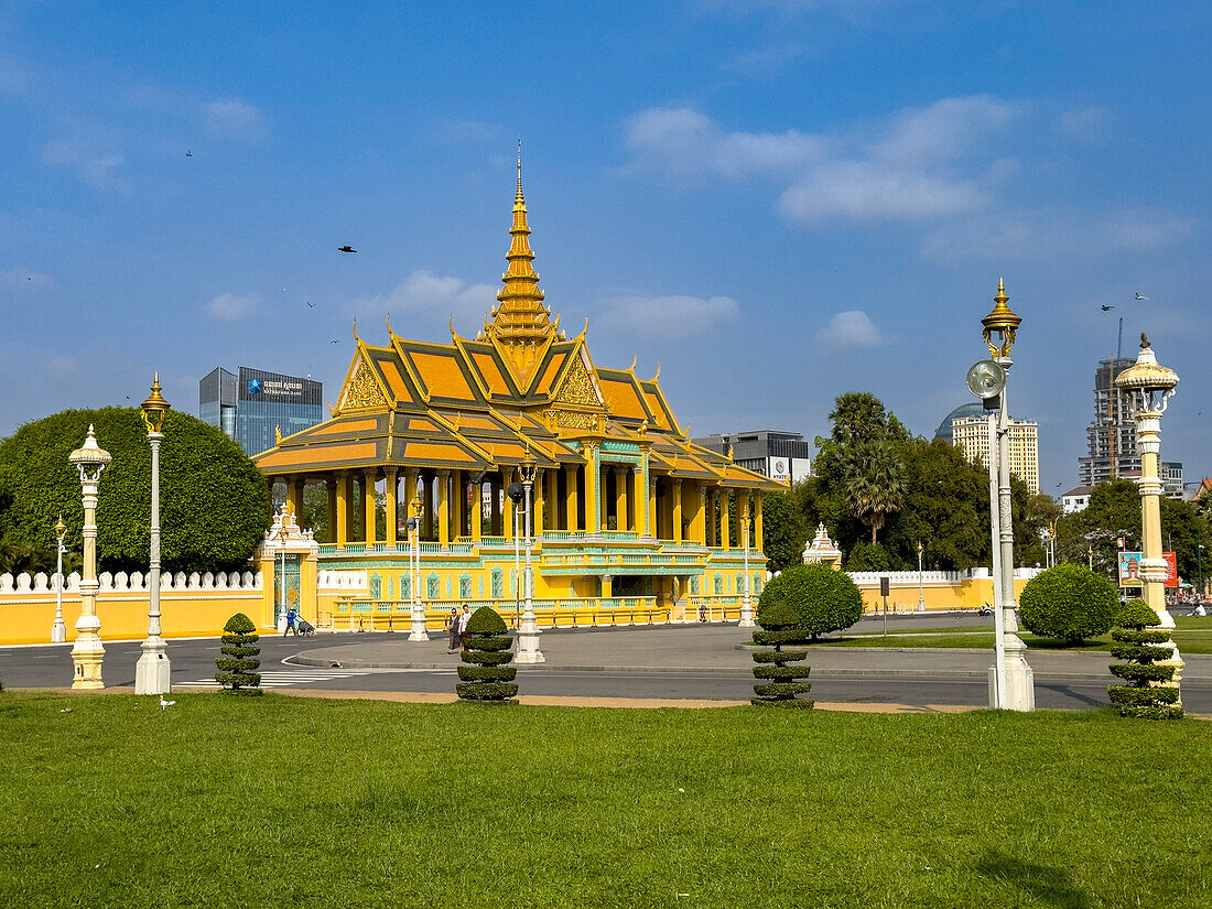 Außenansicht der königlichen Palastanlage in Phnom Penh, Kambodscha, Indochina, Südostasien, Asien