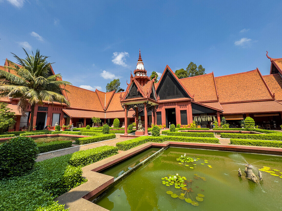 Exterior view of the National Museum of Cambodia, Phnom Penh, Cambodia, Indochina, Southeast Asia, Asia