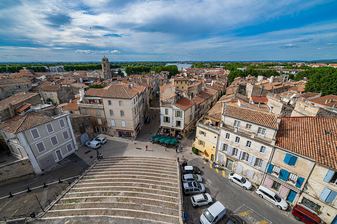 Blick über Arles, Bouches du Rhone, Provence-Alpes-Cote d'Azur, Frankreich, Europa