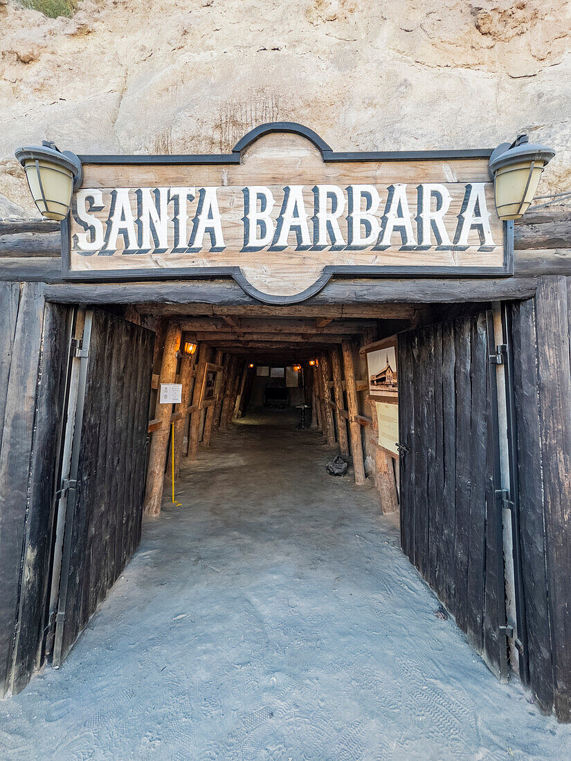 Kupferminen in der ehemaligen französischen Bergbaustadt Santa Rosalia, Baja California Sur, Mexiko, Nordamerika