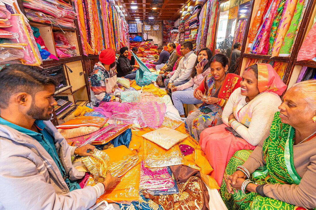 Seidenmarkt, Jaipur, Rajasthan, Indien, Südasien, Asien