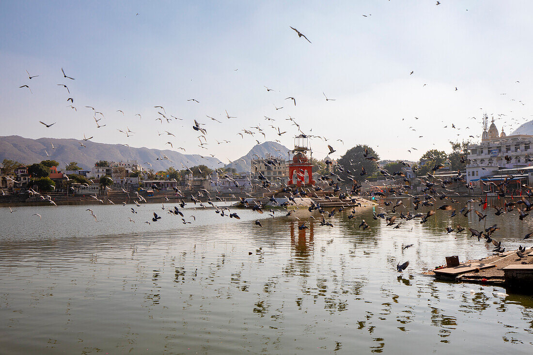 Pushkar Lake, Pushkar, India, South Asia, Asia