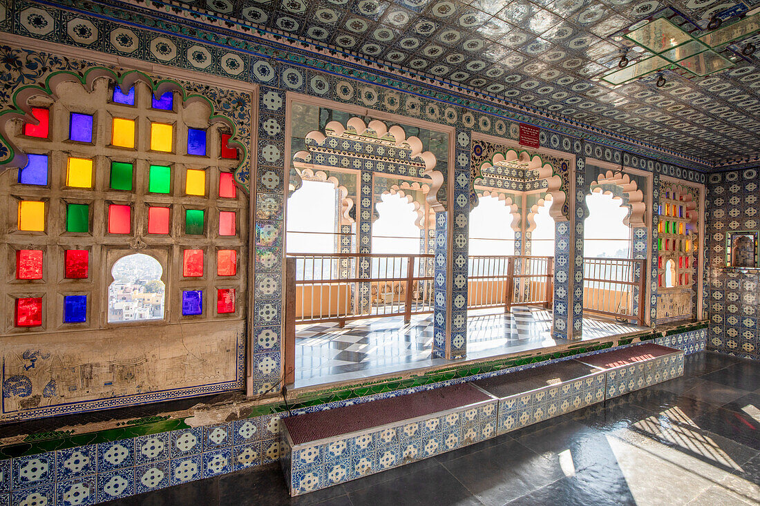 Innenraum des Stadtpalastes, Udaipur, Rajasthan, Indien, Südasien, Asien