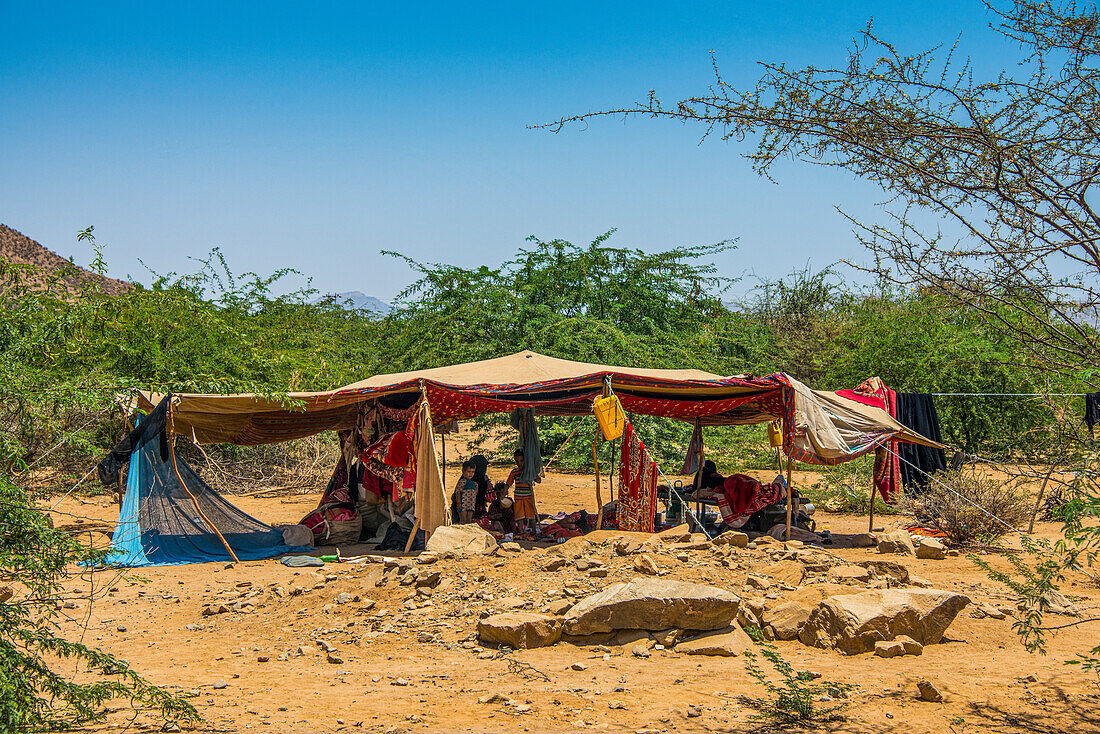 Zelt der Rashaida, eines arabischen Stammes, im Tiefland von Eritrea, Afrika