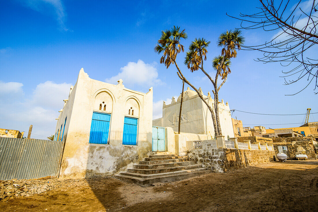 Scheich-Hamal-Moschee in der alten Hafenstadt Massawa, Eritrea, Afrika