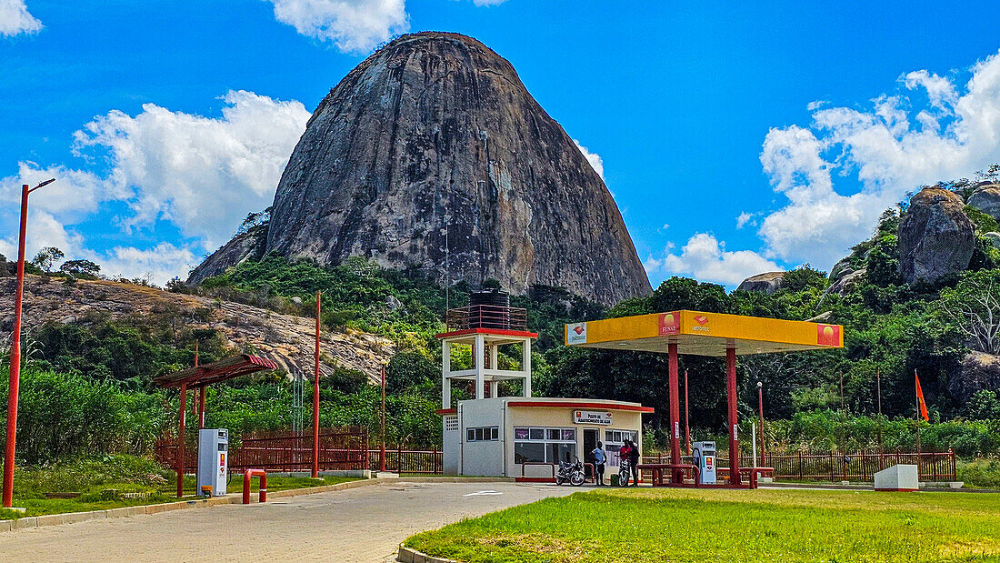 Imposing rock boulders, Punta Delgado, Northern Mozambique, Mozambique, Africa