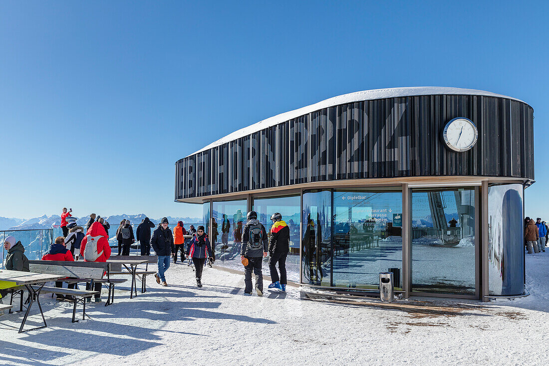 Gipfelrestaurant auf dem Nebelhorn-Gipfel, 2224m, Oberstdorf, Schwaben, Bayerische Alpen, Bayern, Deutschland, Europa