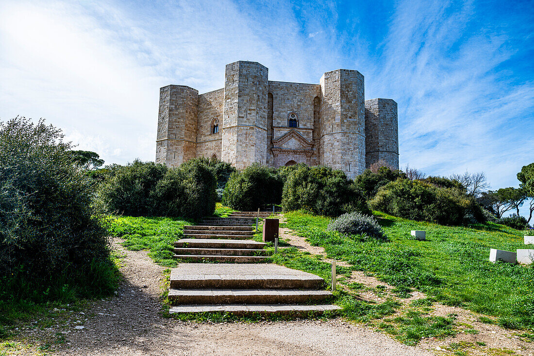 Castel del Monte, UNESCO World Heritage Site, Apulia, Italy, Europe