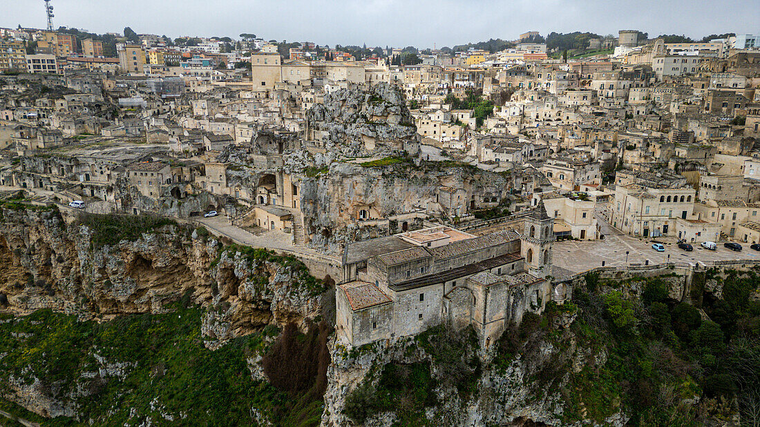 Luftaufnahme von Sassi di Matera, UNESCO-Welterbe, Basilikata, Italien, Europa