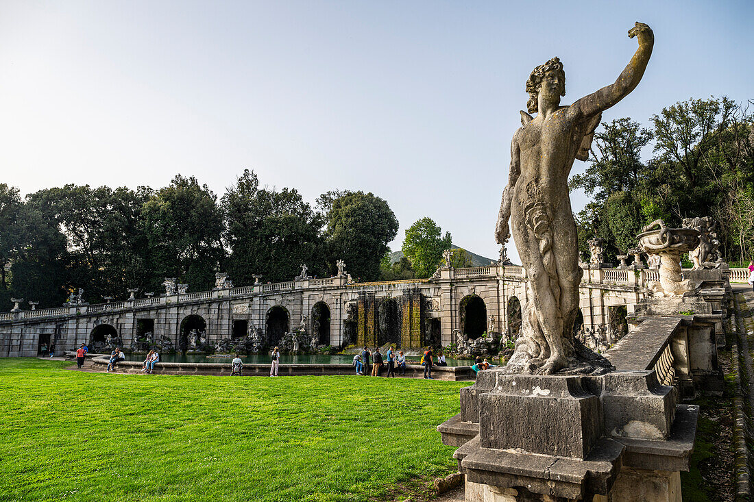 Palastgärten in der Reggia di Caserta (Königspalast von Caserta), UNESCO-Welterbestätte, Kampanien, Italien, Europa