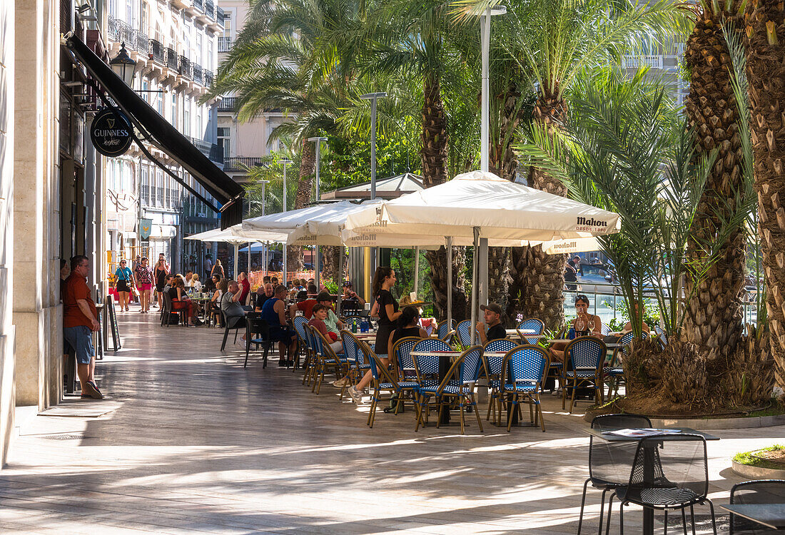 Bars on the Plaza de la Reina (Queen Square), the main square in Valencia, Spain, Europe