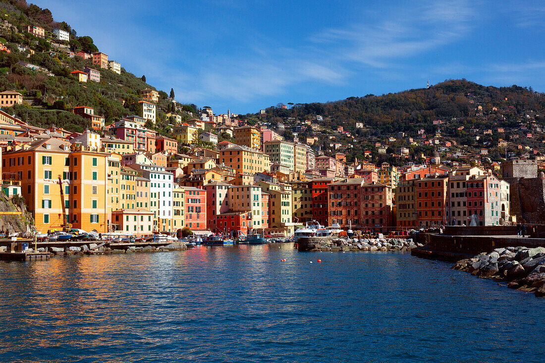 Camogli, ein Fischerdorf und Ferienort an der Westseite der Halbinsel Portofino, Camogli, Ligurien, Italien, Europa